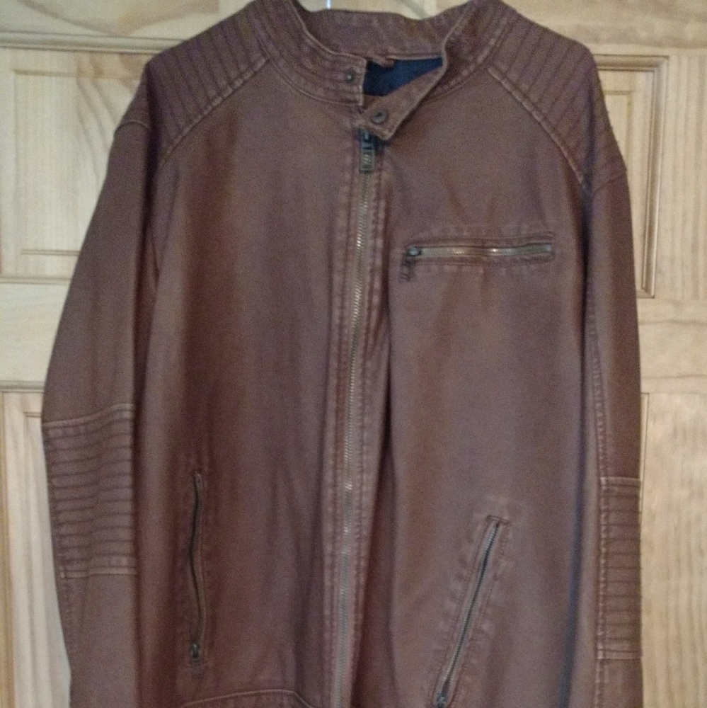 Black Rivet tan leather jacket
